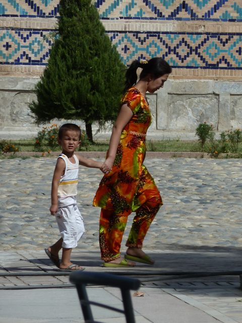 Samarkand-women2